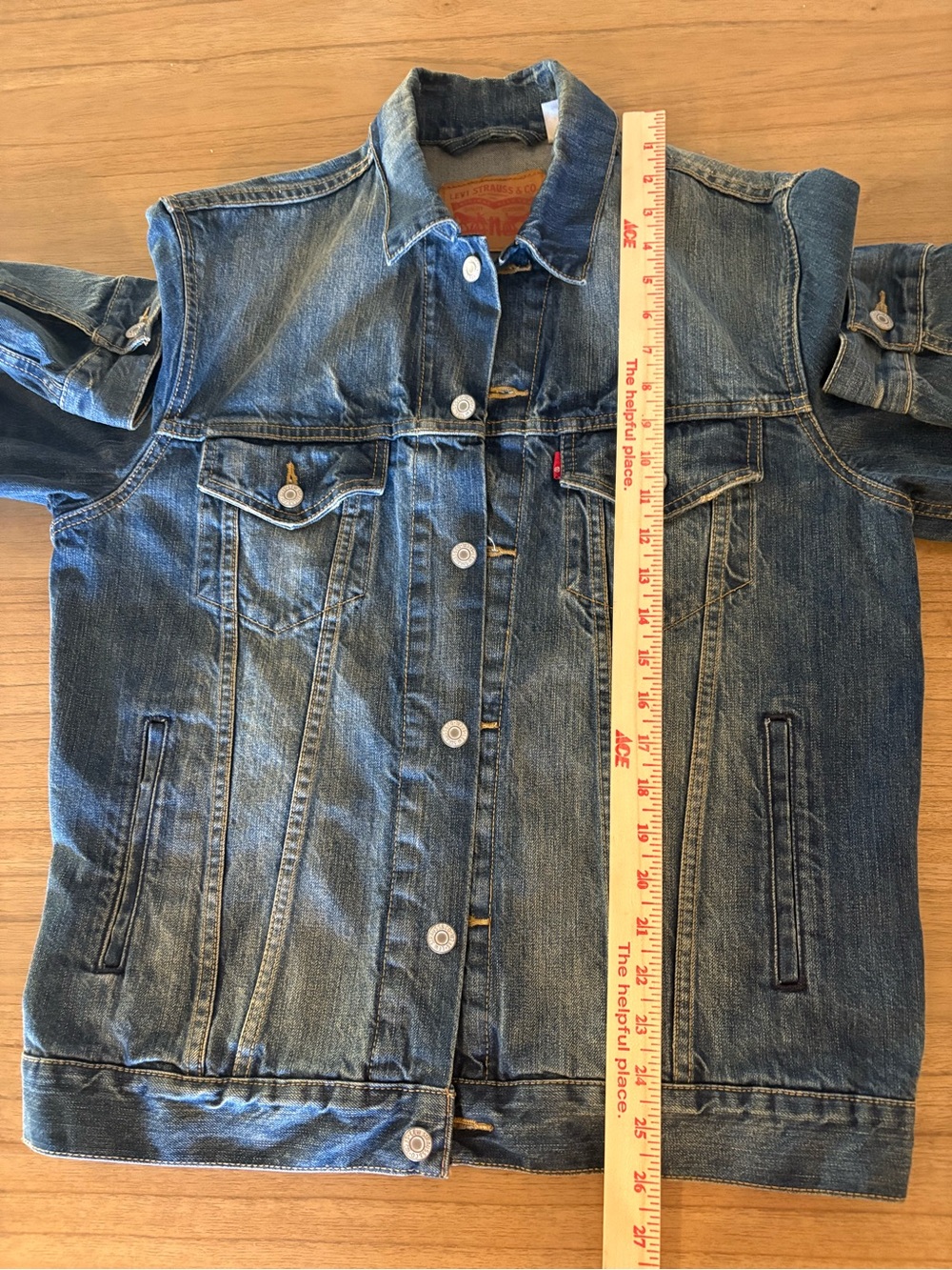 Levi's Men's Faded Blue Denim Trucker Jacket - Medium - Picture 3 of 9